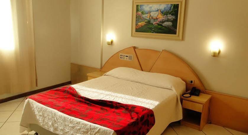 Hotel Das Americas บัลเนอาริโอ กังโบริว ภายนอก รูปภาพ